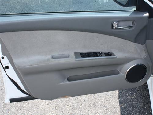 Nissan Altima 2005 photo 3