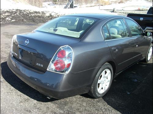 Nissan Altima 2005 photo 5