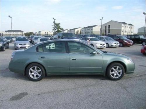 Nissan Altima 2005 photo 1
