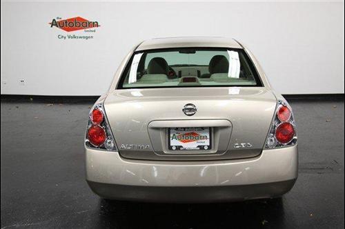 Nissan Altima 2005 photo 5