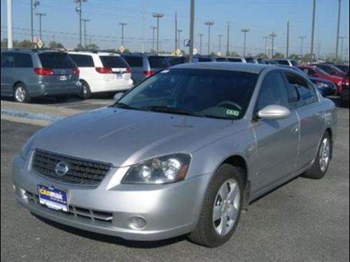 Nissan Altima 2005 photo 1