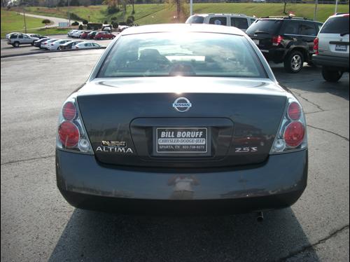 Nissan Altima 2005 photo 1