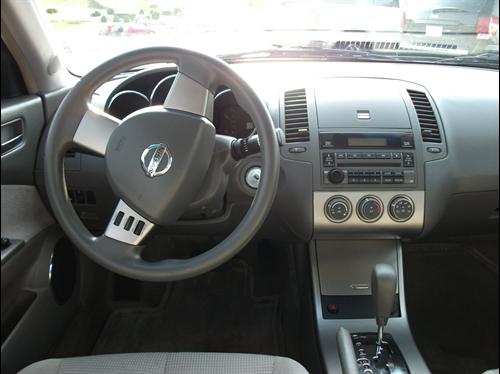 Nissan Altima 2005 photo 4