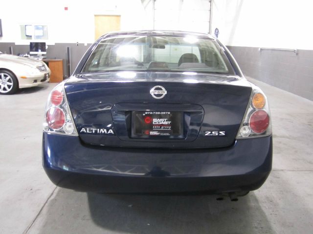 Nissan Altima 2005 photo 16