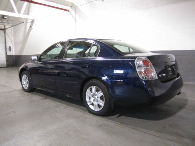 Nissan Altima 2005 photo 17