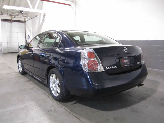 Nissan Altima 2005 photo 3