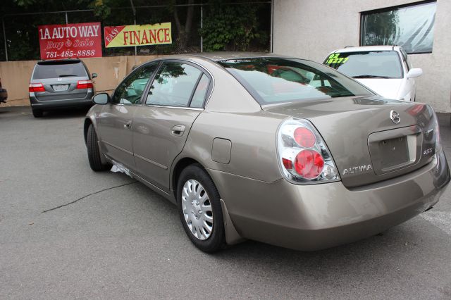 Nissan Altima 2005 photo 1
