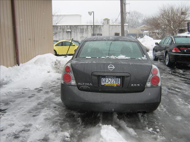Nissan Altima 2005 photo 2