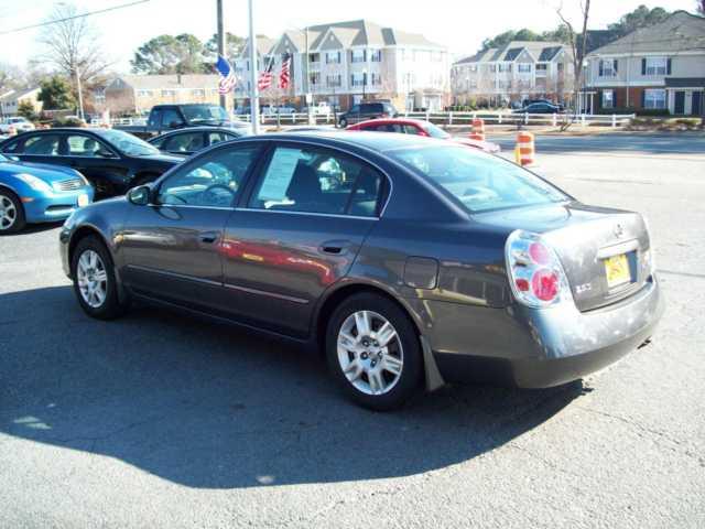 Nissan Altima 2005 photo 3