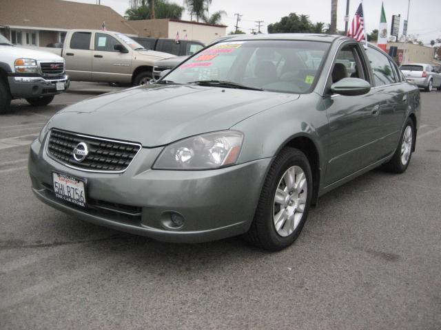 Nissan Altima 2005 photo 4
