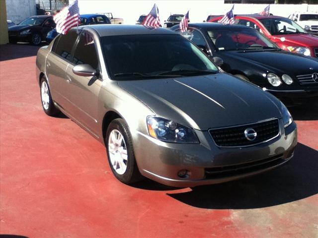 Nissan Altima 2005 photo 4