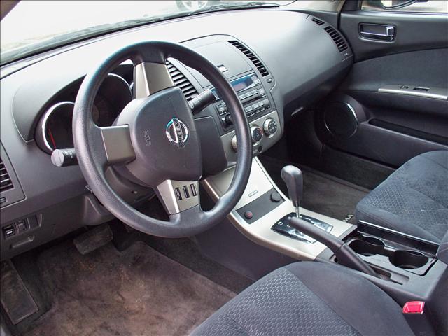 Nissan Altima 2005 photo 4