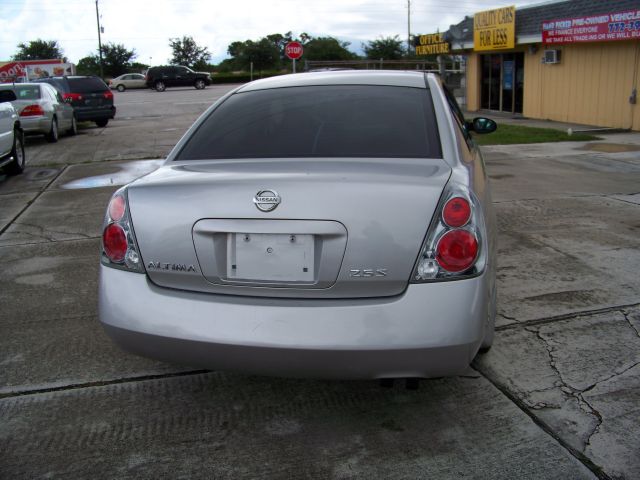 Nissan Altima 2005 photo 3