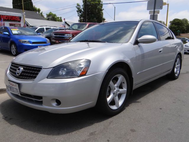 Nissan Altima 2005 photo 6