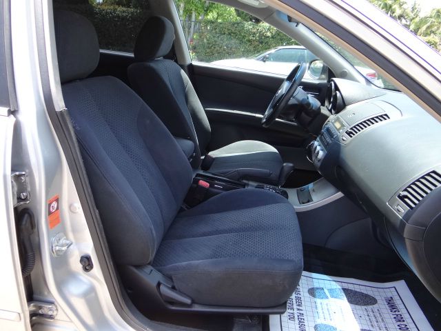 Nissan Altima 2005 photo 9