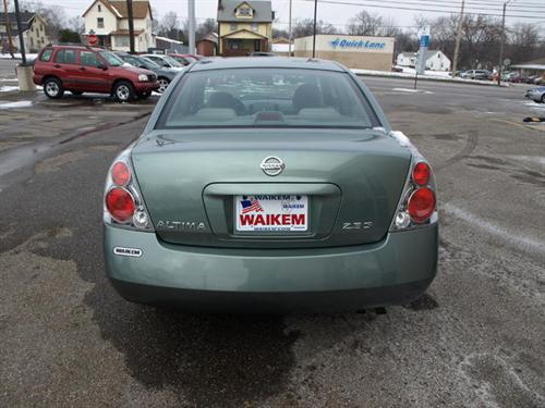 Nissan Altima 2005 photo 4