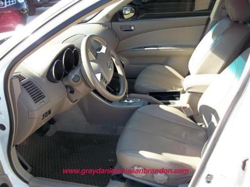 Nissan Altima 2005 photo 4