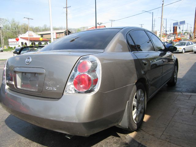 Nissan Altima 2005 photo 12