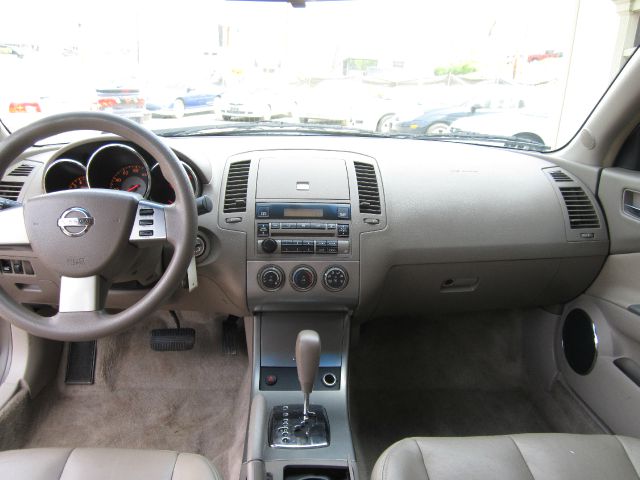 Nissan Altima 2005 photo 6