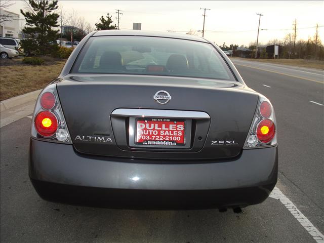 Nissan Altima 2005 photo 4