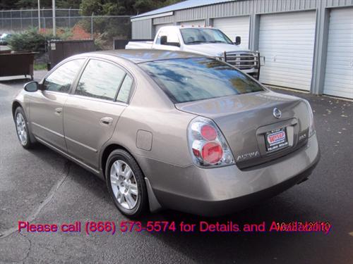 Nissan Altima 2005 photo 4