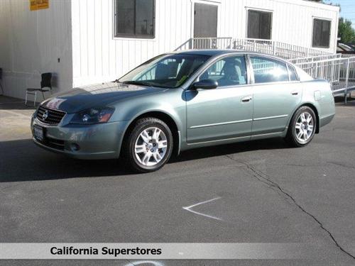 Nissan Altima 2005 photo 1