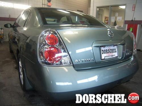 Nissan Altima 2005 photo 3