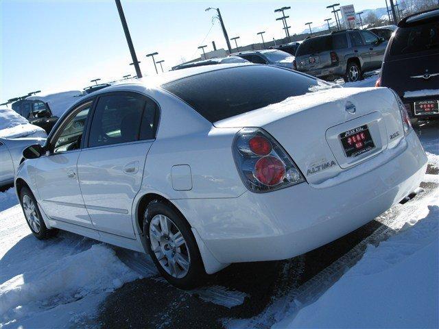 Nissan Altima 2005 photo 1