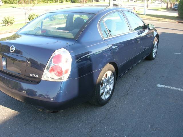 Nissan Altima 2005 photo 4