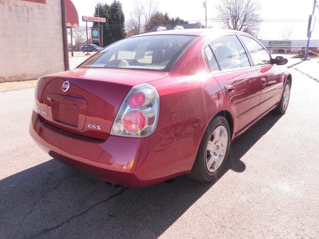 Nissan Altima 2005 photo 2