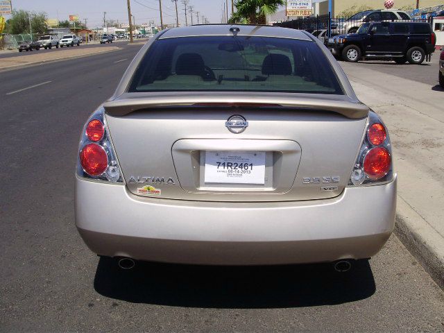 Nissan Altima 2005 photo 3