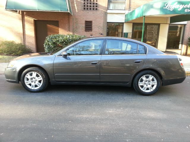 Nissan Altima 2005 photo 1