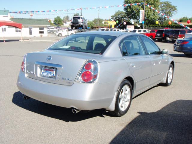 Nissan Altima 2005 photo 1