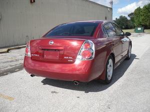 Nissan Altima 2005 photo 1
