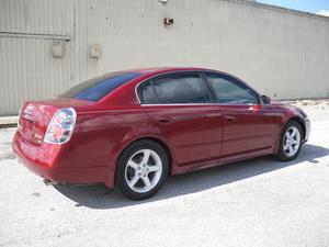 Nissan Altima 2005 photo 3
