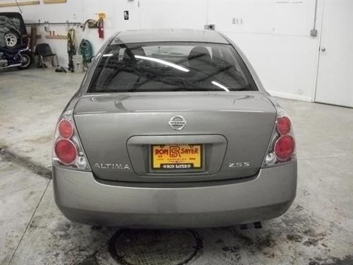 Nissan Altima 2005 photo 3
