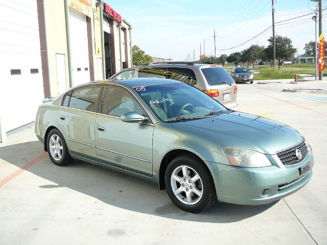 Nissan Altima 2005 photo 4