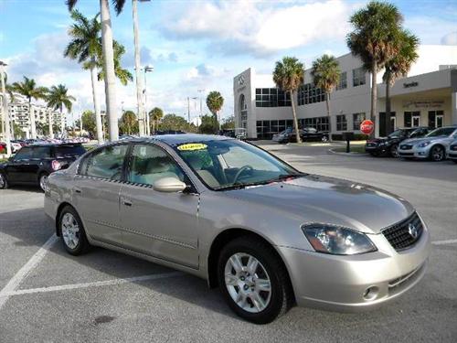 Nissan Altima 2005 photo 5