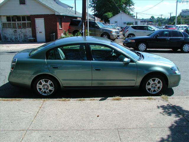 Nissan Altima 2005 photo 4