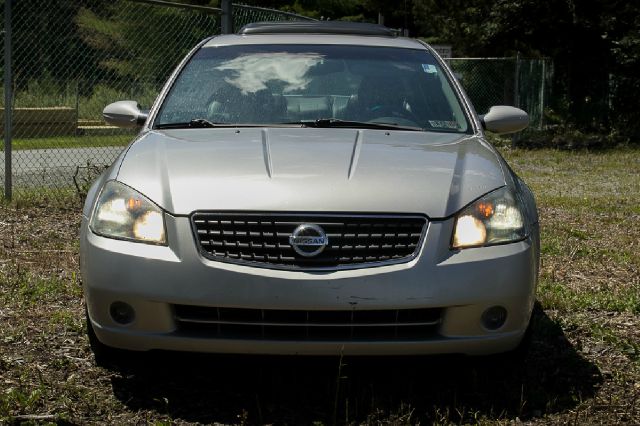 Nissan Altima 2005 photo 4