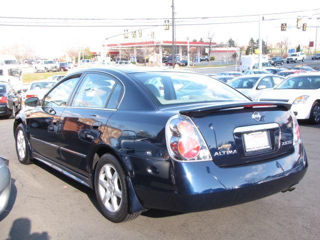 Nissan Altima 2005 photo 4