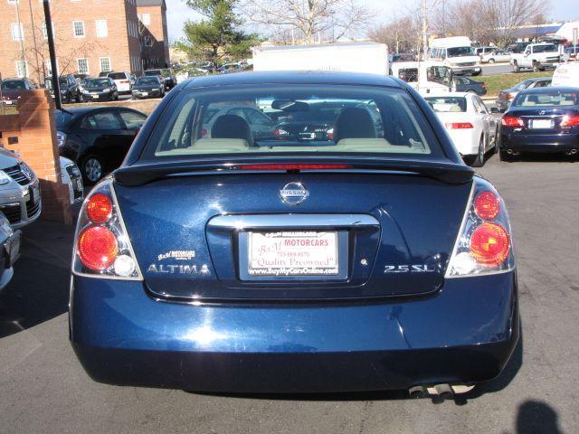 Nissan Altima 2005 photo 5