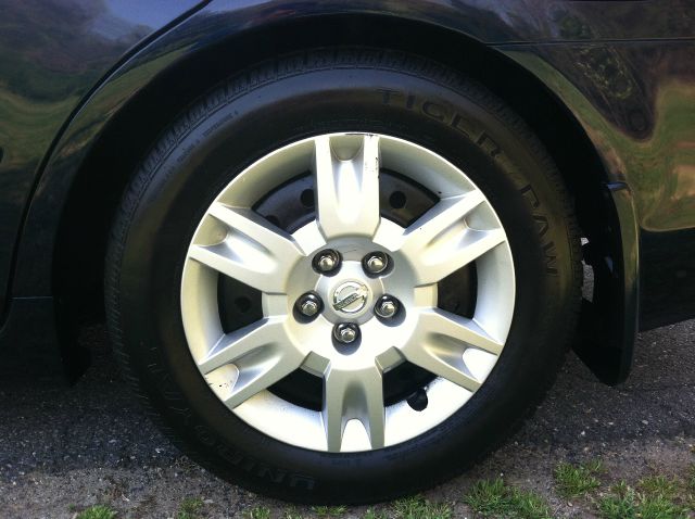 Nissan Altima 2005 photo 2