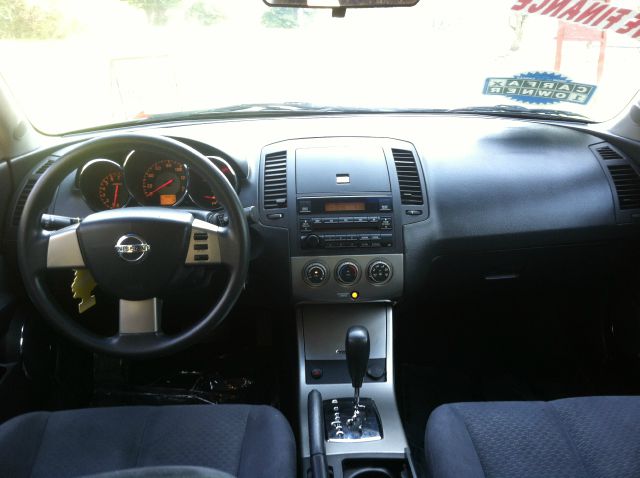 Nissan Altima 2005 photo 4