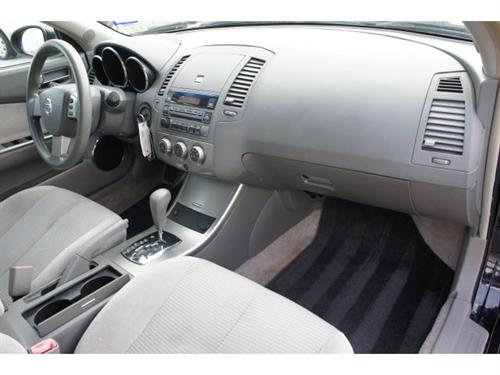 Nissan Altima 2005 photo 3
