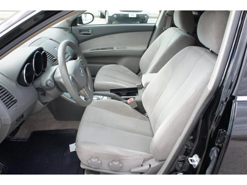 Nissan Altima 2005 photo 4