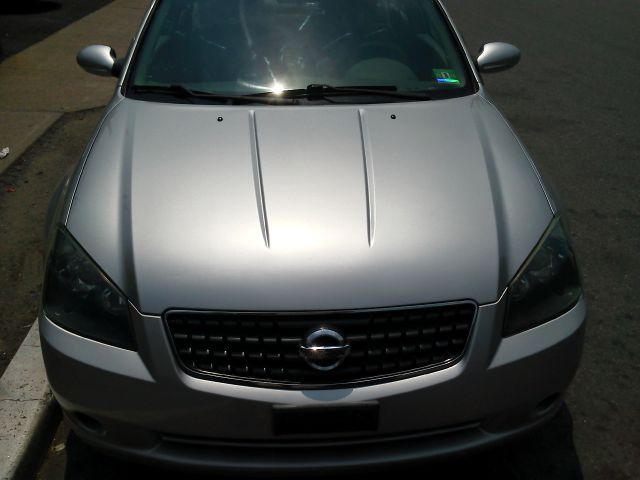 Nissan Altima 2005 photo 1