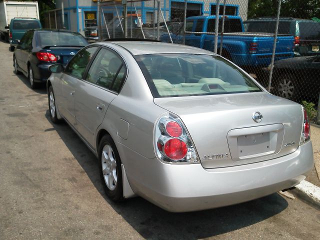 Nissan Altima 2005 photo 11