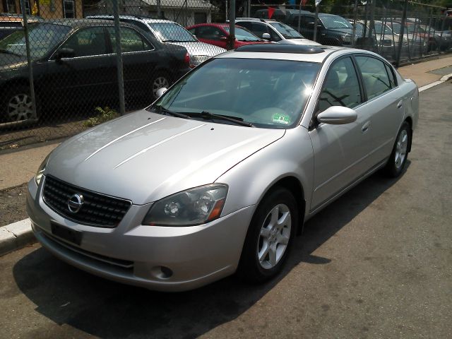 Nissan Altima 2005 photo 12