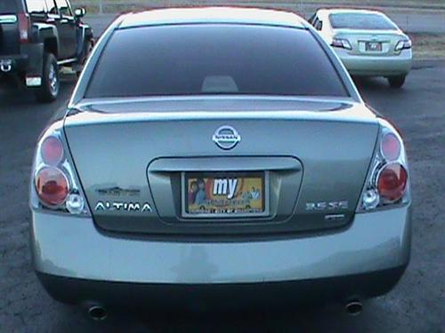 Nissan Altima 2005 photo 2